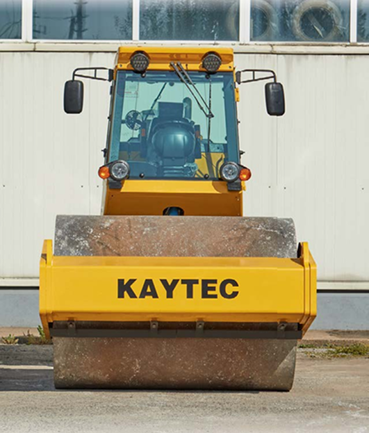 Грунтовый каток KAYTEC, вид спереди